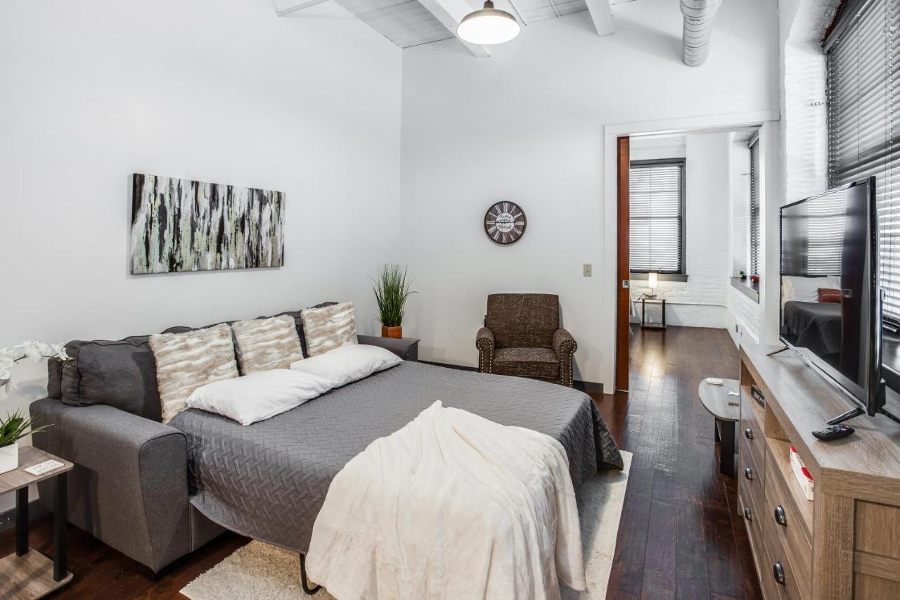 Ny Style Centric Loft With King Bed By Park Ave Apartment โรเชสเตอร์ ภายนอก รูปภาพ
